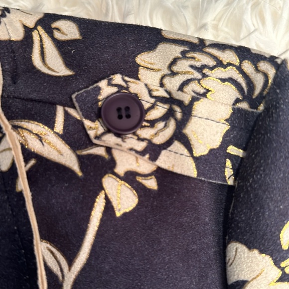 Solitaire navy, cream, and gold jacket size S - Picture 7 of 8